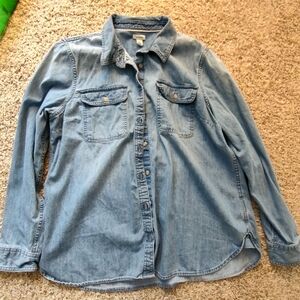 Vintage L.L.Bean Light Blue Chambray Button-Up Shirt